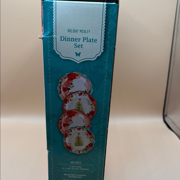 The Pioneer Woman Floral Holiday Dinner Plate 4 piece Set - Picture 3 of 6